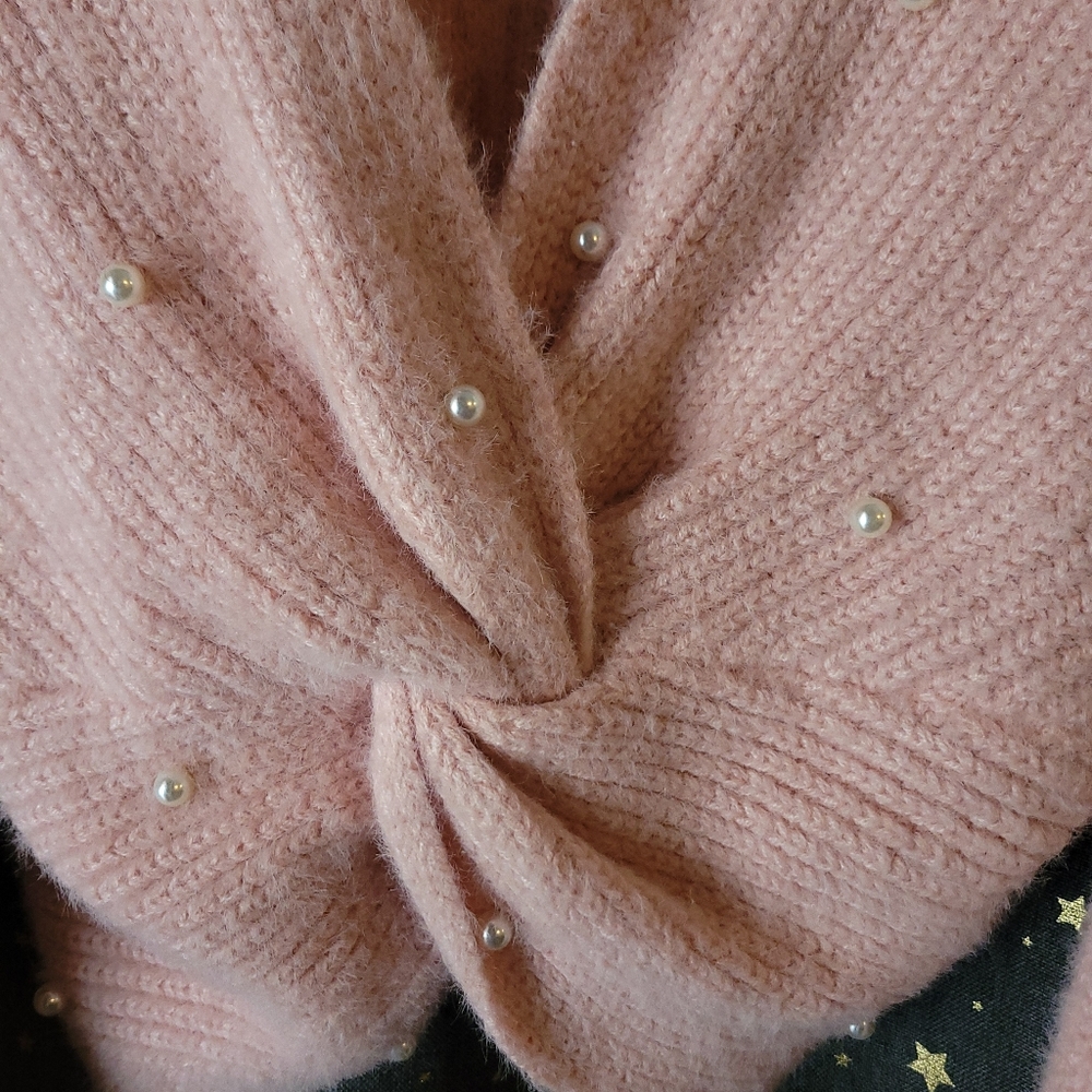 Forever 21 | Pink Infinity Closure Sweater with Pearls Large - Picture 3 of 4